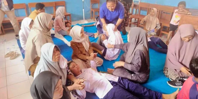 Puluhan Siswa SMPN Pamarican Ciamis Keracunan Mie Basah Goreng