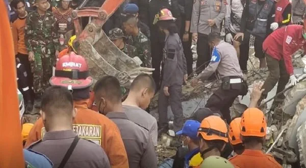 67 Korban Tewas Ambruk Ponpes Al Khoziny, 104 Selamat Terbaru