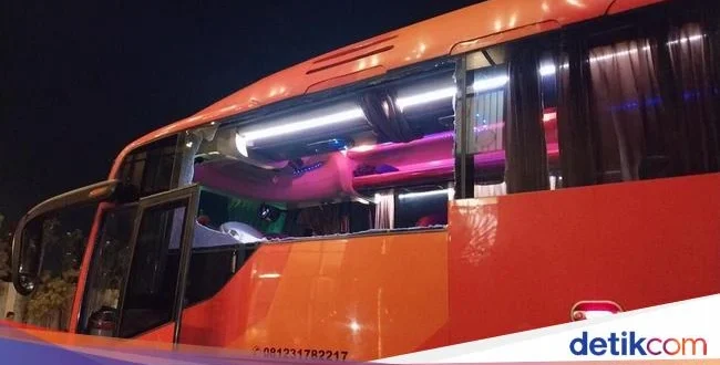 9 Orang Tewas Bus Terjun di Argentina, Ini Fakta Terbarunya