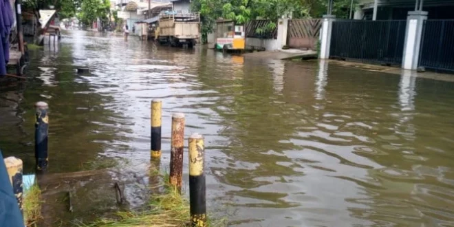 Agustina Tinjau Titik Banjir, Prioritaskan Bantuan Darurat