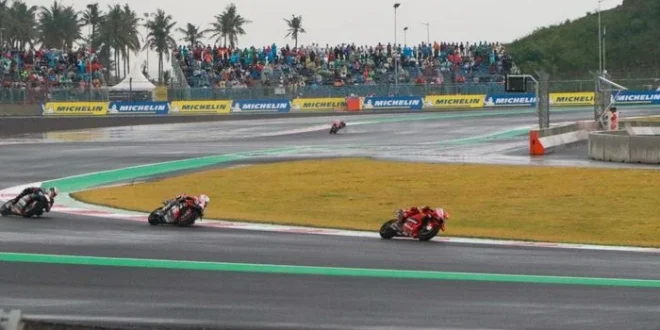 Dampak Ekonomi MotoGP Mandalika 2025 pada Penerbangan & Hotel