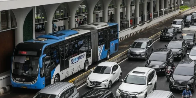 Dishub DKI Kaji Kenaikan Tarif Transjakarta Rp5.000, Apa Dampaknya?