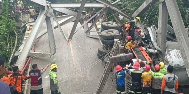 Evakuasi Korban Ambruk Ponpes Al Khoziny: Tahap Krisis Terkini