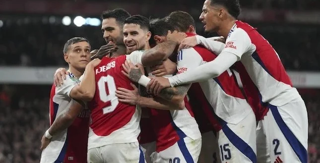 Hasil Carabao Cup 2025: Arsenal & Man City Menang, Liverpool Kalah