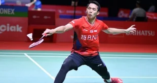 Jonatan Holstad Melaju ke Perempat Final Denmark Open 2025 dengan Kemenangan Meyakinkan
