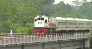 KAI Daop 2 Bandung Batalkan Perjalanan Kereta Akibat Anjlok Bekasi