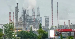 Kebakaran Kilang Minyak Dumai: Penyebab dan Penanganan Terbaru