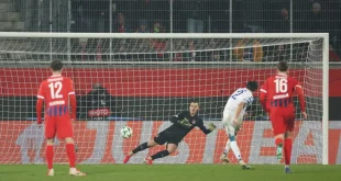 Kevin Diks Blok Penalti Spektakuler di Munchen Belum Terverifikasi