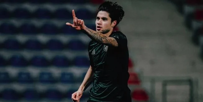 Kontroversi Penalti Kevin Diks Bikin Fans Monchengladbach Marah