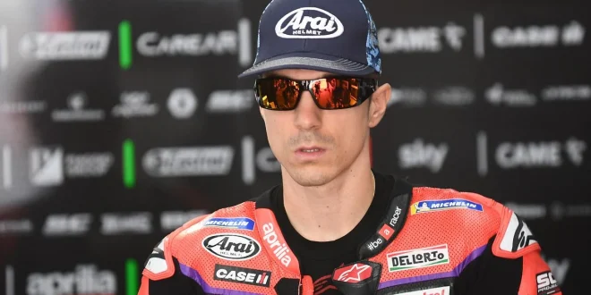 Mengapa Maverick Vinales Mundur dari MotoGP Mandalika 2025?