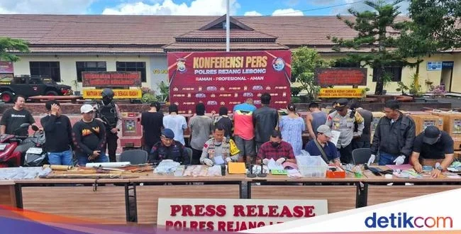 Penggerebekan Bandar Narkoba Brasil Tewaskan 64 Orang Terbaru