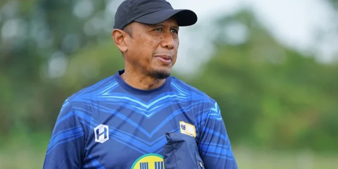 Rahmad Darmawan Resmi Jadi Pelatih Persipura Jayapura Raih Promosi