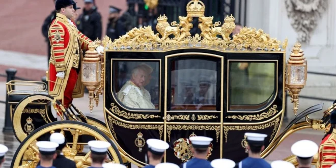 Raja Charles III: Raja Inggris Pertama 5 Abad Doa Bersama Paus