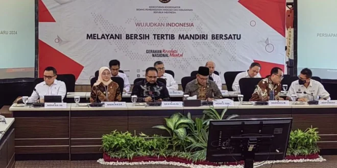 Rakortas MenLH Atasi Radiasi Cesium: Kebijakan Pajak Energi Surya