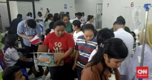 Ratusan Siswa SMPN 1 Cisarua Keracunan, Kepala Dapur Buka Suara