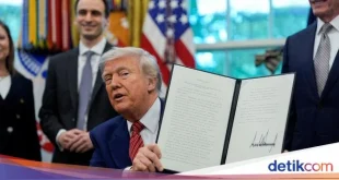 Trump Belum Konfirmasi Tarif Impor 25% Truk Berat Mulai Nov 2025