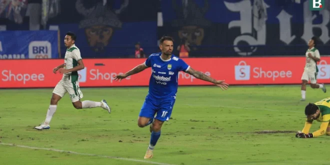 Tyronne del Pino Cetak 2 Gol Bawa Malut United Kalahkan Persib