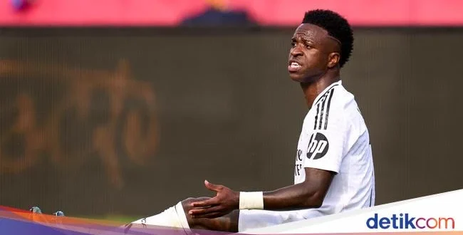 Vinicius Jr Minta Maaf Usai Marah di El Clasico 2024