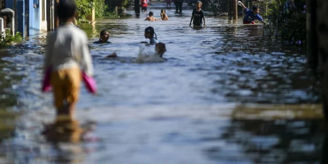 16 RT di Jakarta Terendam Banjir 30 cm-1 Meter, Update Terbaru