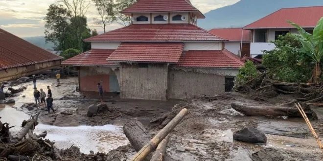 74 Korban Banjir dan Longsor Agam Sumbar: Update Terkini