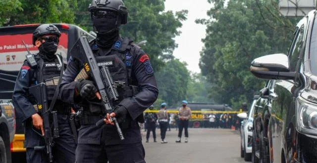 Analisis Terbaru Polisi Terduga Pelaku Ledakan SMA 72