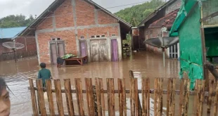 Banjir Dompu NTB 4 Kecamatan Terendam, Evakuasi Darurat Berlangsung