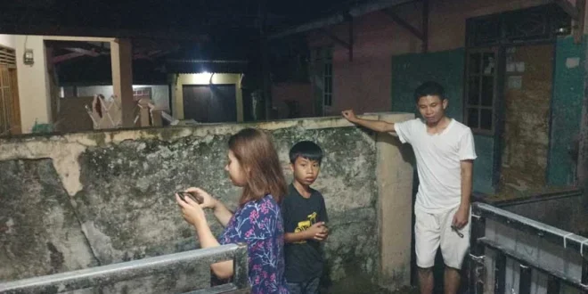 Breaking News Gempa 5,7 Magnitudo Guncang Bangladesh: Dampak & Respon