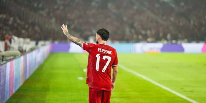 Calvin Verdonk Kartu Merah 8 Menit di Ligue 1 2025, Dampak Besar