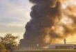 Damkar Kentucky Padamkan Kebakaran Akibat Jatuhnya Pesawat Kargo