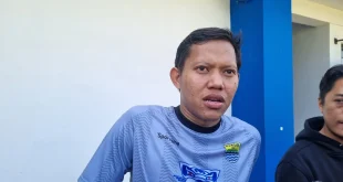 Gol Emosional Adam Alis Bawa Persib Menang atas Selangor FC