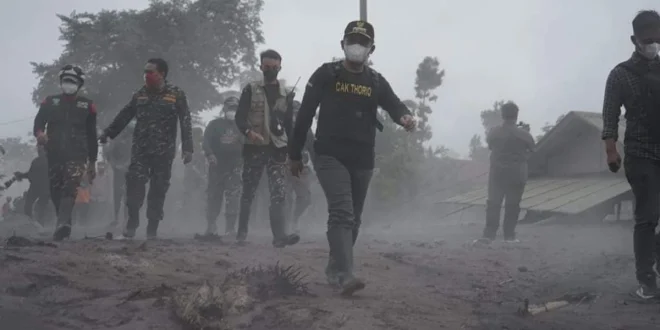 Gunung Semeru Erupsi, Lumajang Tetapkan Status Tanggap Darurat 7 Hari