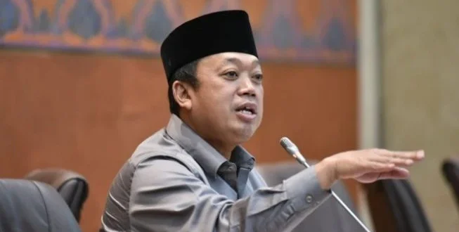 Krisis PBNU 2025: Analisis Konflik Nusron Wahid & Makna Allah Melindungi