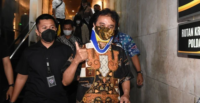 Polda Metro Perpanjang Pencekalan Roy Suryo 6 Bulan Terbaru