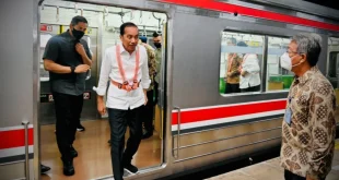 Prabowo Nikmati KRL Tanah Abang? Fakta Viral dan Klarifikasi Terbaru