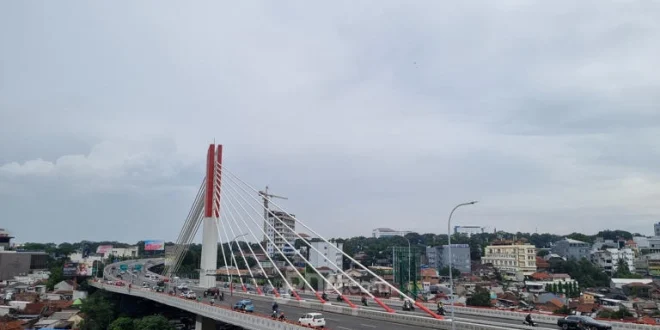 Pria Tewas Gantung di Flyover Pasupati Bandung: Kronologi & Penyelidikan