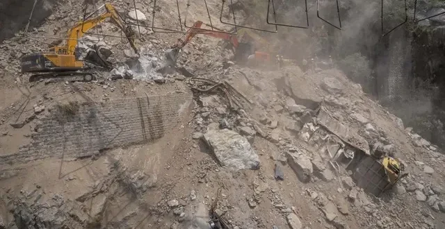 Runtuhnya Tambang Batu Bara India: Kronologi dan Penyebab Utama