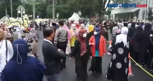 Salat Jenazah PB X di Makam Imogiri Bantul Berlangsung Khidmat