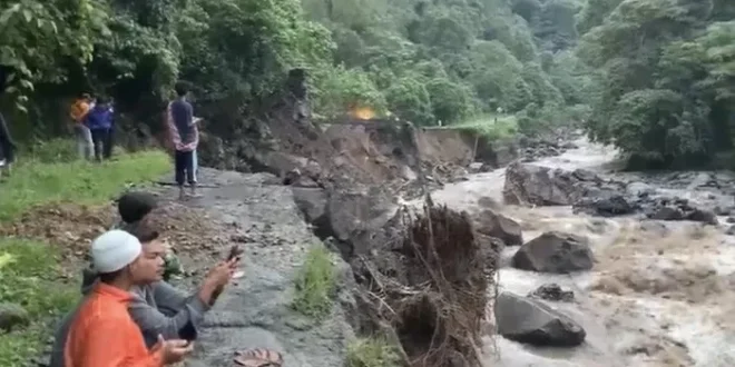 Sri Lanka Tetapkan Status Darurat Banjir Akibat Siklon Ditwah