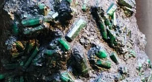 Temuan Zamrud Raksasa 300 Kg di Istana Madagaskar, Fakta & Potensi