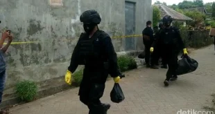 Tim Gegana Selesai Sisir Lokasi Ledakan di SMA 72 Jakarta Utara