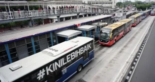 Transjakarta Target Layani 400 Juta Penumpang Tahun Ini