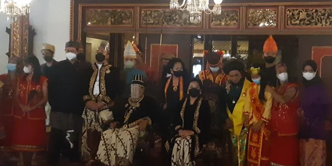 Upacara Pemakaman Raja Pakubuwana XIII di Keraton Surakarta Rabu