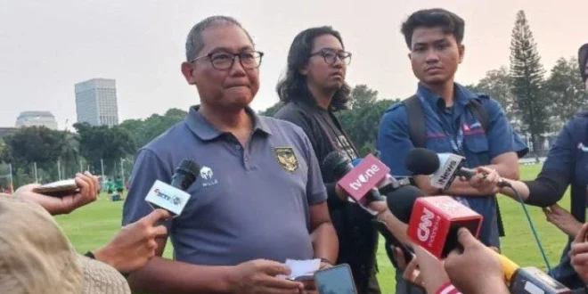 Wawancara 5 Calon Pelatih Timnas oleh Ketua PSSI Sumardji