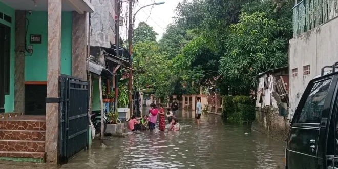 15 RT di Jakarta Terendam Banjir Hampir 1 Meter, BPBD Tanggap Darurat