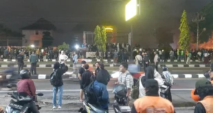 Analisis Terkini Mahasiswa UNY Didakwa Bakar Tenda Polda DIY Agustus 2025