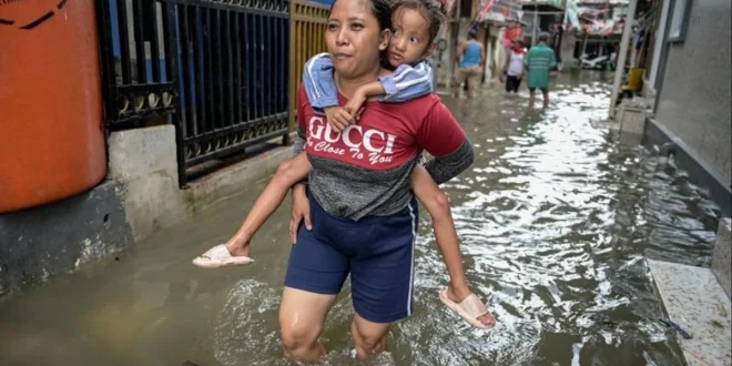 Banjir Rob Meningkat di 11 Kelurahan Pesisir Jakarta Utara
