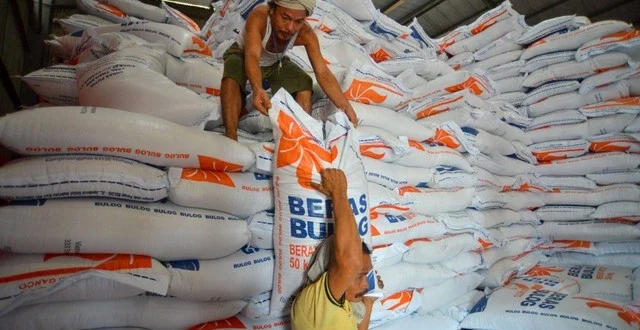 Bulog Tambah Stok Beras untuk Wilayah Banjir Sumatera Terbaru