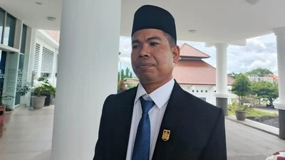 Dono Kasino Indro Resmi Anggota DPRD, Bukan Personel Warkop DKI