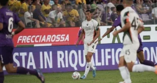 Jay Idzes Comeback Spektakuler Sikat Fiorentina 3-1 Liga Italia