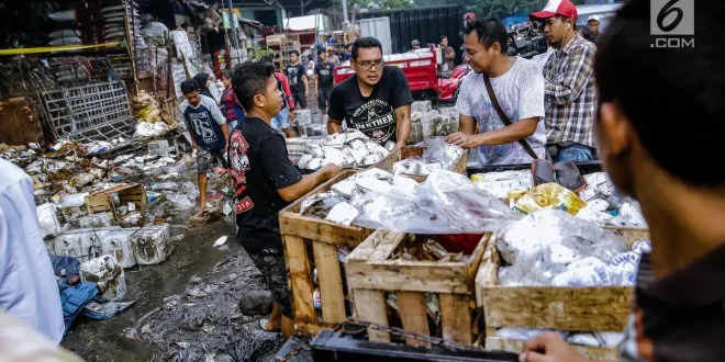 Kebakaran Pasar Kramat Jati: Penyebab dan Dampak Terbaru 2025